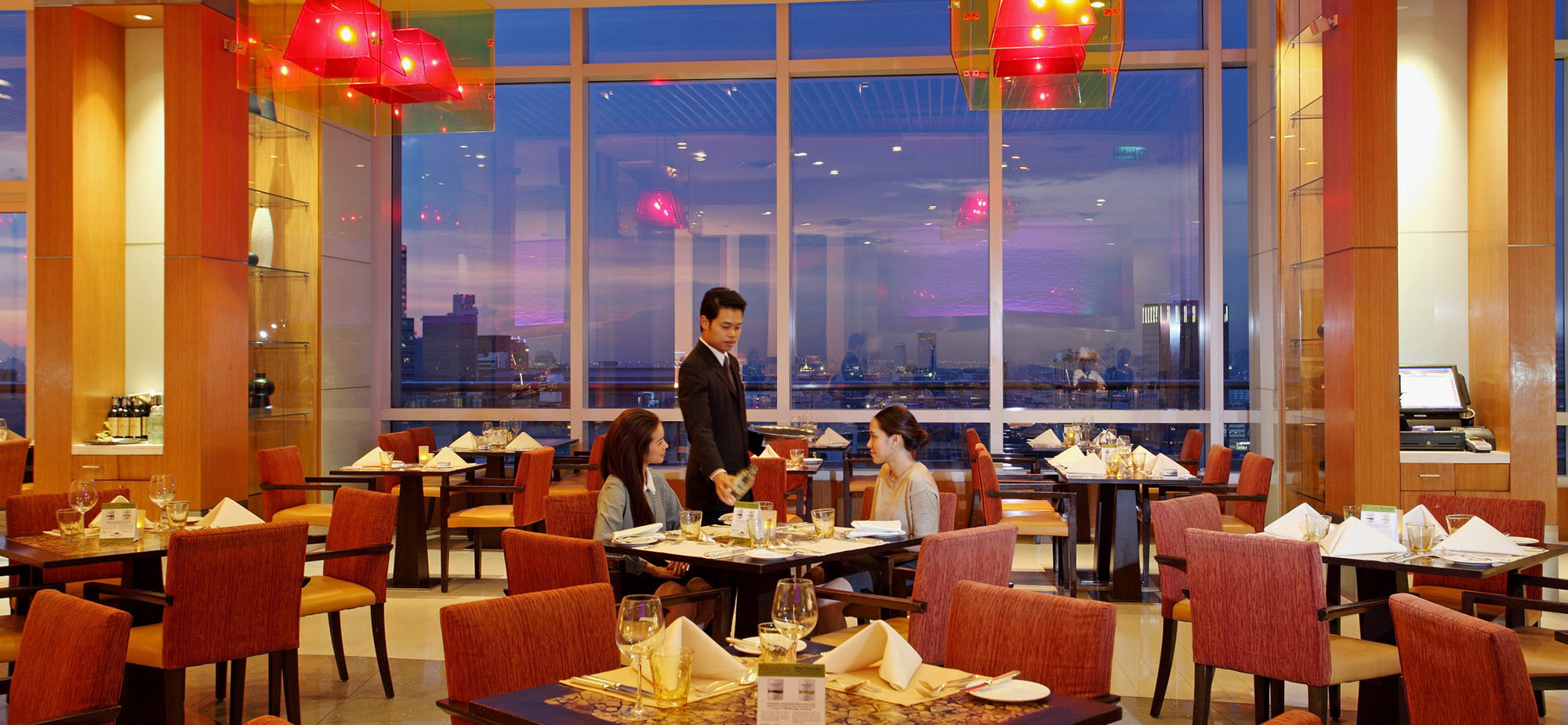 Fine dining & rooftop bar at Centara Grand CentralWorld